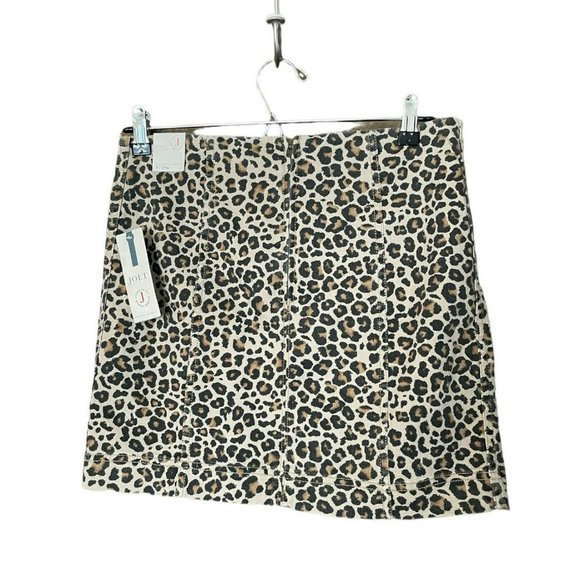 Leopard Print Skirt‎ - Picture 4 of 6